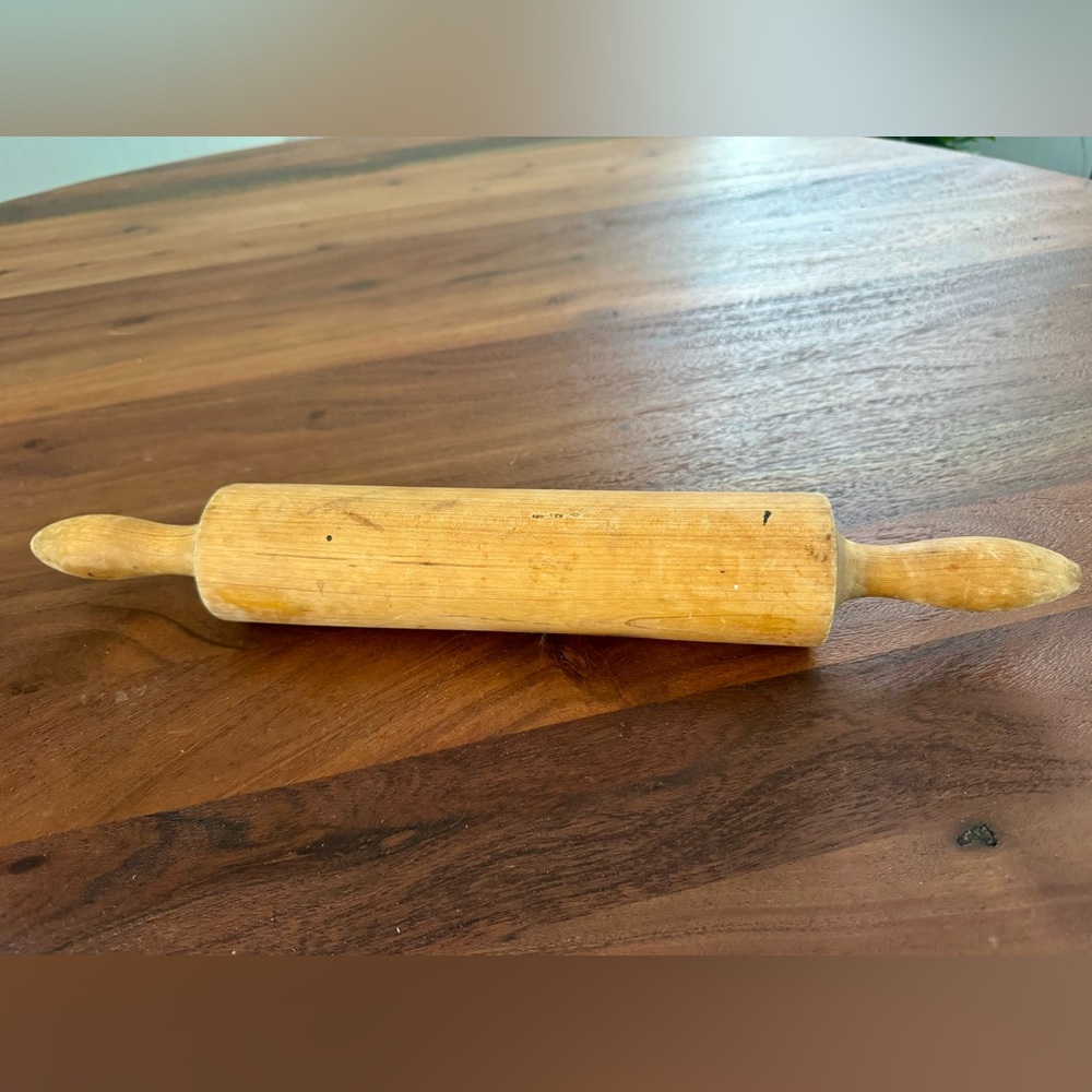 Vintage Solid Wood 1 Piece 16.5” Rolling Pin Rustic Farmhouse Kitchen Primitive